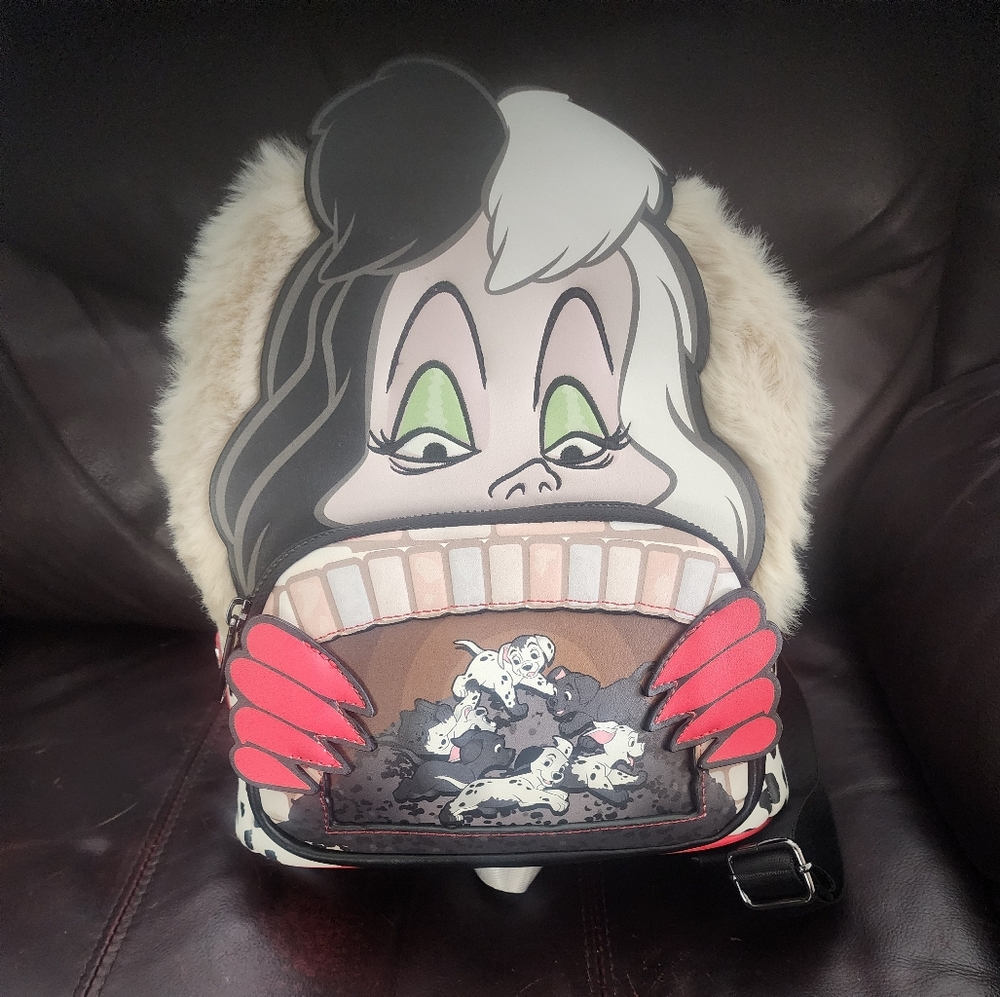 Cruella De Vil Themed Woman Backpack Bag.